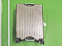 隠匿されていたスーツケース@ 隠匿されていたスーツケース@