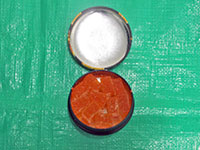 �P�[�X���J�����l�q