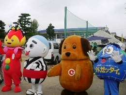 四日市税関支署「ダメ。ゼッタイ!。薬物乱用防止 啓発キャンペーン 四日市大会」において税関展開催