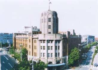 Picture:The second building of Kobe Customs headquarters office