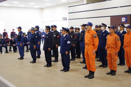 �e���΍�P���̗l�q�@