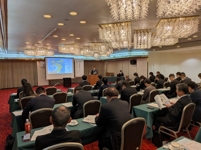 �n�捧�k��̗l�q