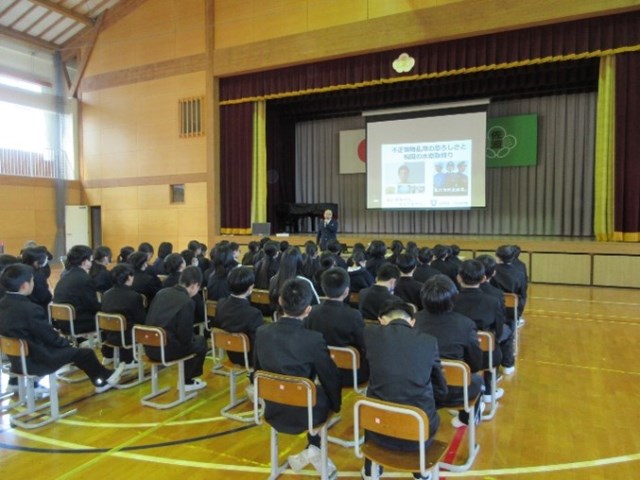 �򕨗��p�h�~�����̗l�q