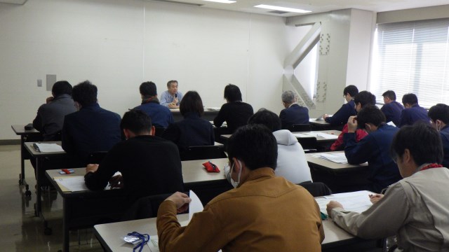 �׋���̗l�q