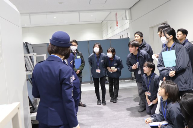 �����ꌩ�w�̗l�q