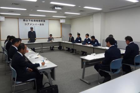 13񓿎R`@ǗRAo[̗lq