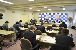 27N127i΁jÉŊցA26Nyѕ26N12̊ǓfՊTij𔭕\