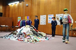 27NRTi؁jÉŊցA26N̊ǓɂmIYNQi̗A~󋵂𔭕\