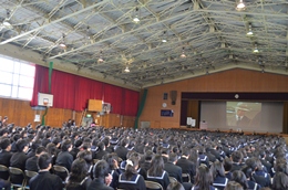 27NRUijÉŊցAÉs䍂wZ̖򕨗ph~ōu