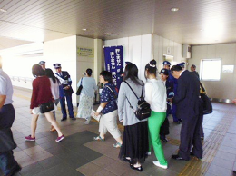 27NT21i؁jÉŊֈioyъĎiAȂݐӓw\ɂăLy[{