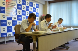 27NT26i΁jÉŊցA27NS̊ǓfՊTij𔭕\