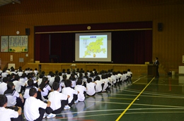 27NT29ijÉŊցAÉsmwZ̖򕨗ph~ōu