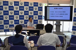 27NW14i΁jÉŊցAg[fBA()̃C^[VbvC̖K