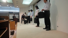 27N1021ij@ÉŊցA򕌌ψÂ̖򕨗ph~uKɂču