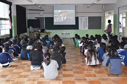 28N11Wi΁jÉŊցA򕌎sHwZ̖򕨗ph~ɂču