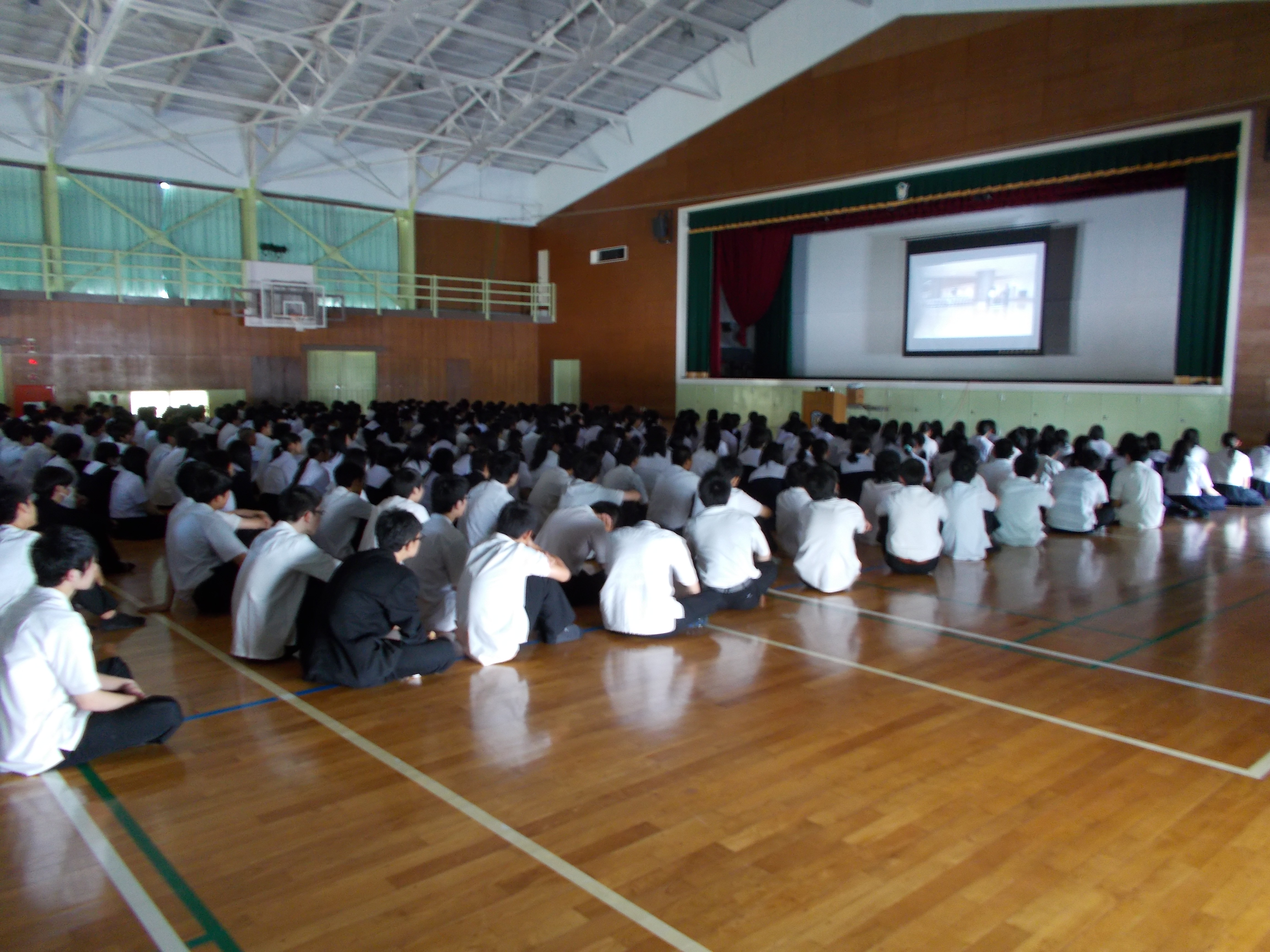 29NT19ijÉŊցAmV铌wZ̖򕨗ph~ɂču