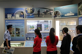 29NU16ij`Ŋ֎xAZ_[Ačw