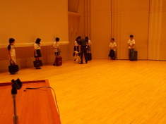 29NXPijÉŊցARۍwZ̖򕨗ph~ɂču܂