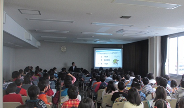 27N12Ri؁j@Ŋ֎xA}stwZ̖K󂯓