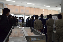 平成28年１月21日（木）名古屋税関、三谷水産高校生徒の訪問を受入れ