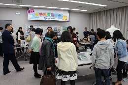 平成28年３月25日（金）名古屋税関、春休み親子税関見学会を開催