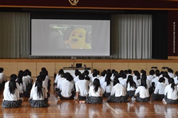 28NV20ijÉŊցA򕌌bߓ썂wZ̖򕨗ph~ɂču