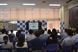 28NX16ijÉŊցAuU[H()Ј̖K