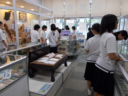 名古屋税関、岐阜県羽島市立中央中学校生徒の訪問を受け入れ