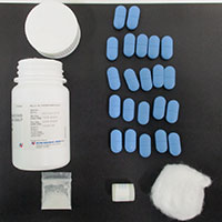 �{�g���̒��g��S�Ď��o�����l�q