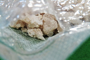 MDMAを含有する結晶状物 MDMAを含有する結晶状物