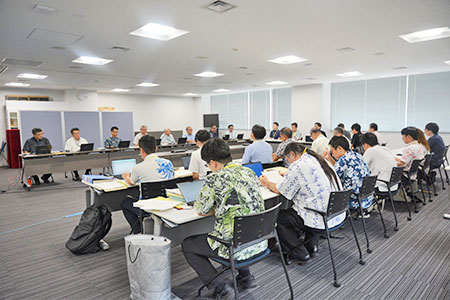 会議の様子 会議の様子