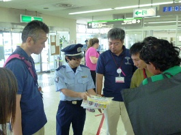 那覇空港国際線旅客ターミナルロビーにおいてキャンペーン実施 