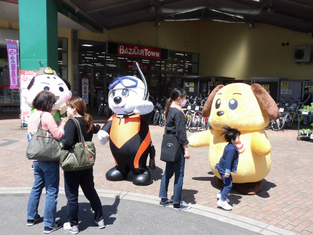 テロ防止広報活動の様子