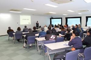 大阪市消防局東淀川消防署の税関見学会の様子