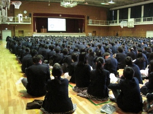 大阪市立東高等学校薬物乱用防止講演会の様子.jpg