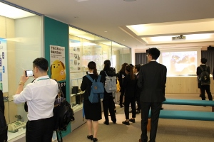 YMCA国際専門学校税関見学会の様子.jpg
