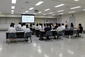 見学会の様子 関西空港税関支署 大阪高等検察庁検察事務官に対し税関見学会を実施
