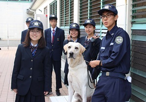 大阪税関 滋賀県立守山高等学校に対し税関職業体験を実施 麻薬探知犬と