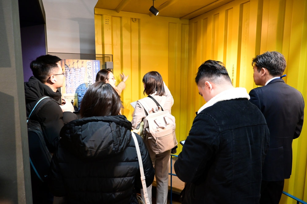 �o���܂̖��A����ɂ��Đ������󂯂Ă���l�q