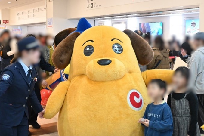 �J�X�^���N�Ɗϋq���G�ꍇ���Ă���l�q