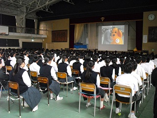 田浦中学校にて薬物乱用防止教室を開催その1(2018年10月)