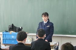 横浜市立万騎が原中学校にて職業講話を実施その2（2019年1月）