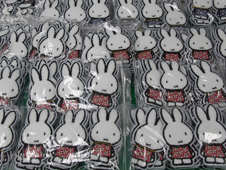 ミッフィーのキャラクターの図柄のワッペン