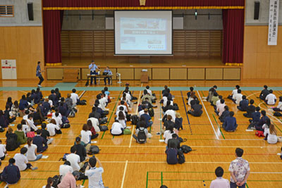 税関教室の様子 税関教室の様子