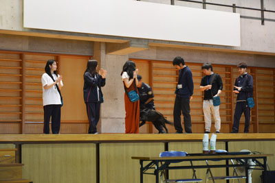 麻犬デモの様子 麻犬デモの様子