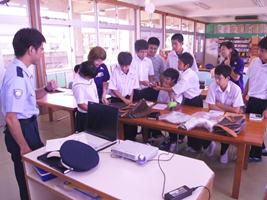 税関教室の様子2 税関教室の様子2