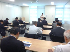 成田地区保税会の見学会1 成田地区保税会の見学会1