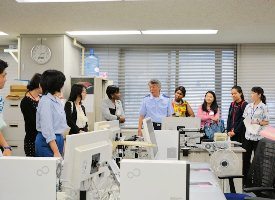 監視、業務部門を訪問するGRIPS 監視、業務部門を訪問するGRIPS