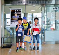 那覇外郵出張所前でパチリ 那覇外郵出張所前でパチリ