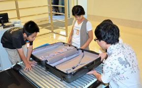 検査デモの様子 検査デモの様子